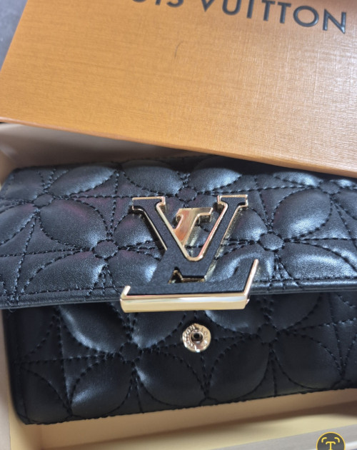 미러급레플리카사이트 | 명품레플리카 전문 쇼핑몰  | 딥퀄 - 카퓌신 컴팩트 맥시 월릿 M83666 &amp;gt; 루이비통